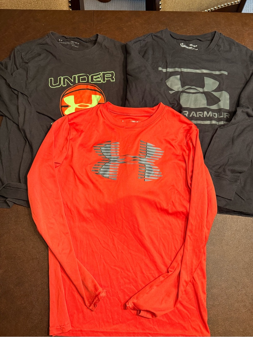 Under Armour Kids Long Sleeve Logo Tee lot